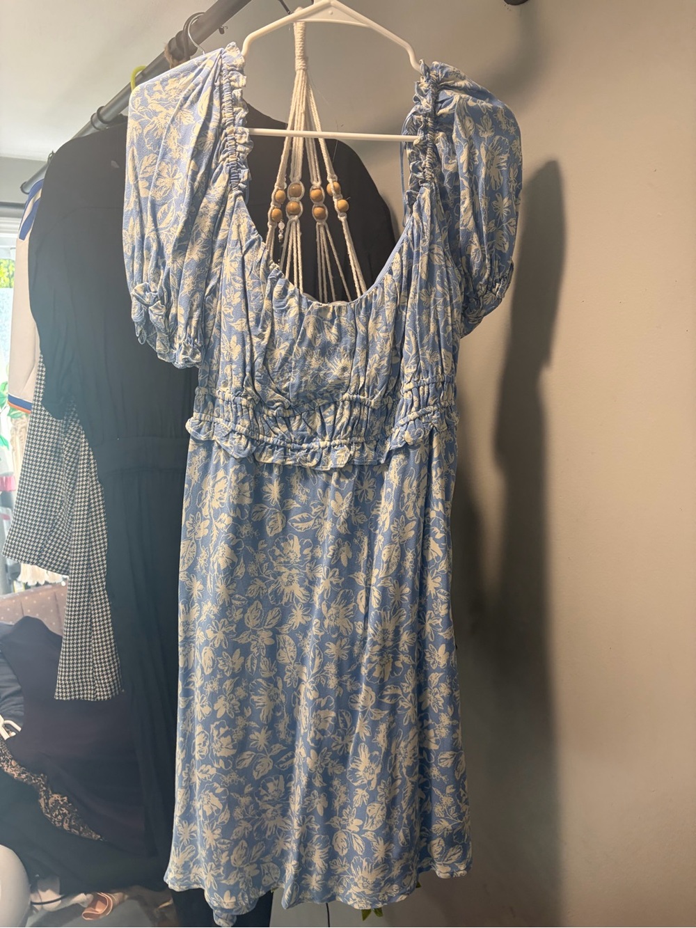 Astr Blue and White Floral Puff-Sleeve Mini Dress